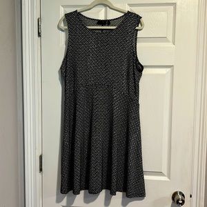 Sleeveless dress